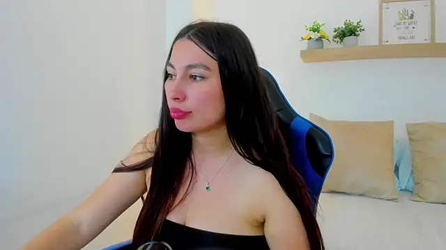 bella_99_ - Bella_99_'s free webcam - UK Sex Cams