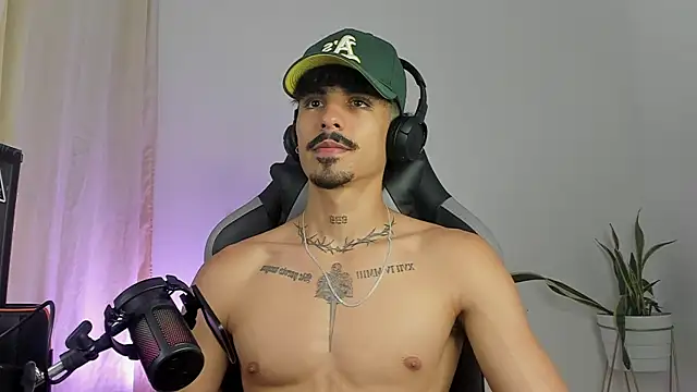 Lukeetaylor webcam