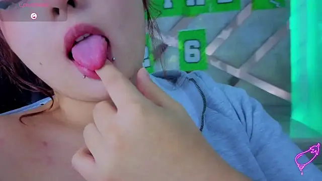 mia_foster_t webcam