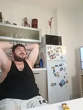 bear_skinny webcam