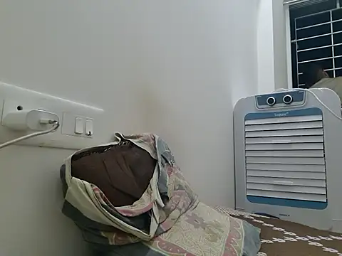 young-hairy-jon webcam