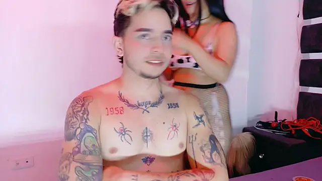 AliceandMax webcam