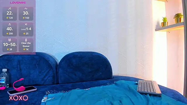 Naomii_Viper webcam