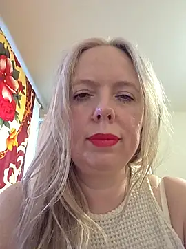 Irina3718 webcam