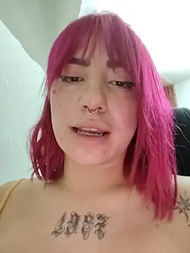 Kitty_Melodi webcam