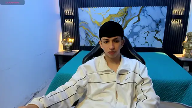 AdrianFranko webcam