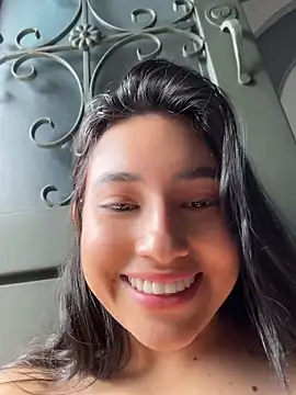 VioletRousee webcam