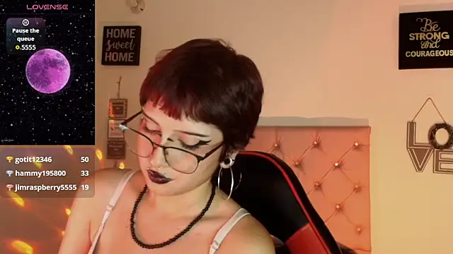 akiradoom webcam
