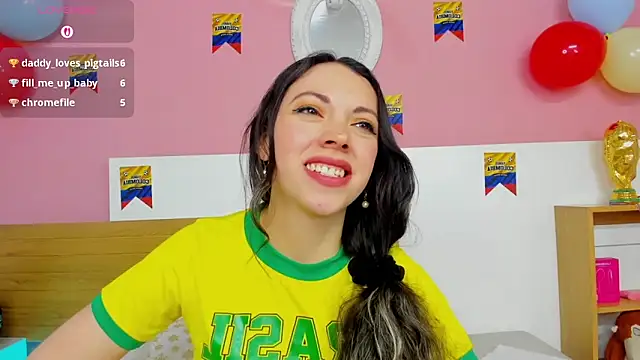 AshleyBenoitt webcam