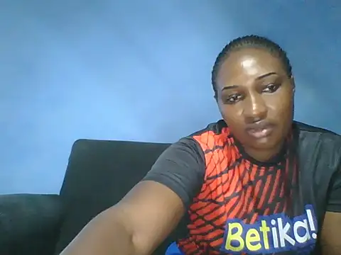cute_lavenda webcam