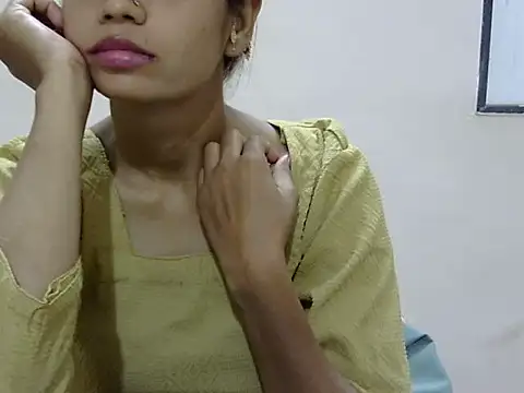 Watch Kulsum_S live on EroticFlix - High definition streams