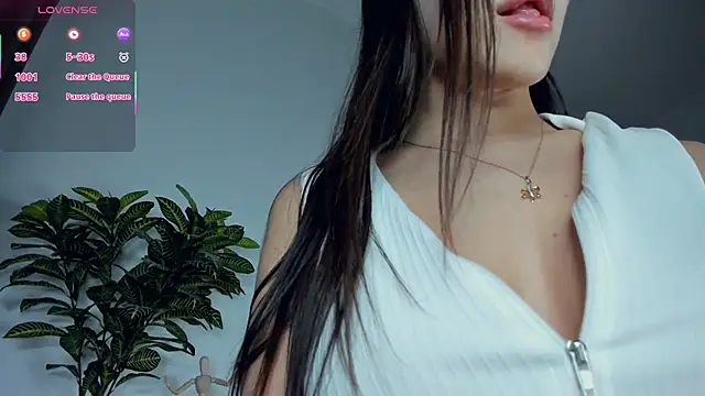 Watch SammieMir live on EroticFlix - High definition streams