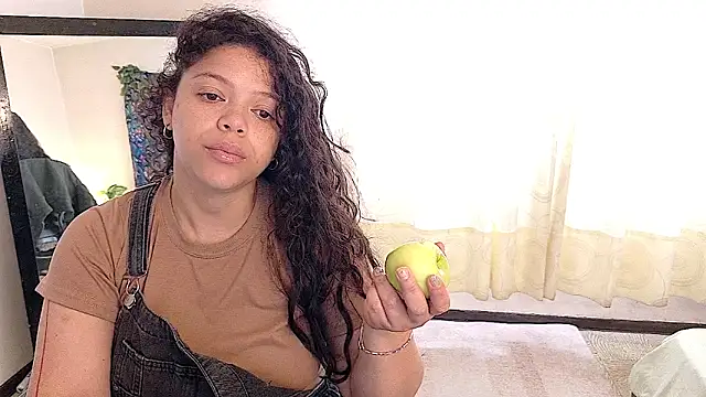 Watch Amanda_sweet live on EroticFlix - High definition streams