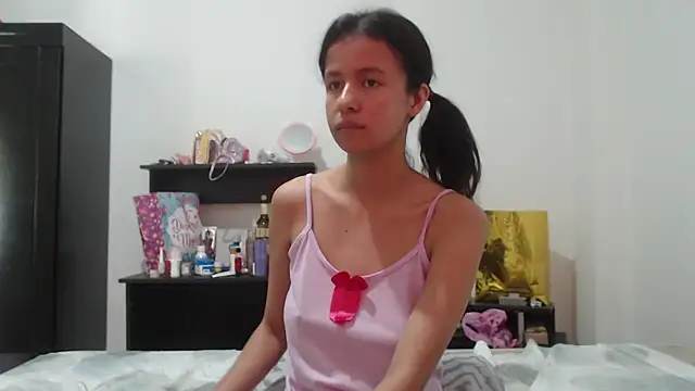 Watch nathaly_jones_ live on EroticFlix - High definition streams