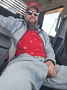 Beardedtattood webcam