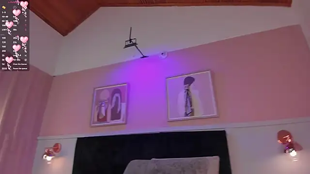 elodie_walker webcam