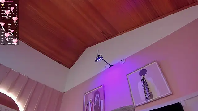 elodie_walker webcam
