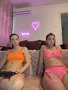 Sabrinedivinee webcam