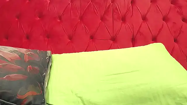 SpicyQueenxxxx webcam