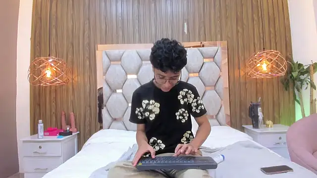 adams_bobby (M twink) - ¡¡Cum Show!! 🥵🔥🍆