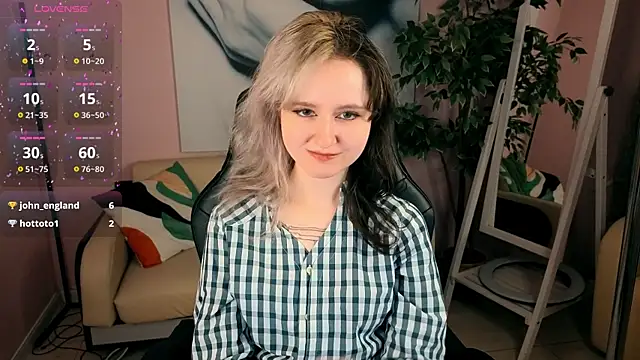 Watch LinaVeritas live on EroticFlix - High definition streams