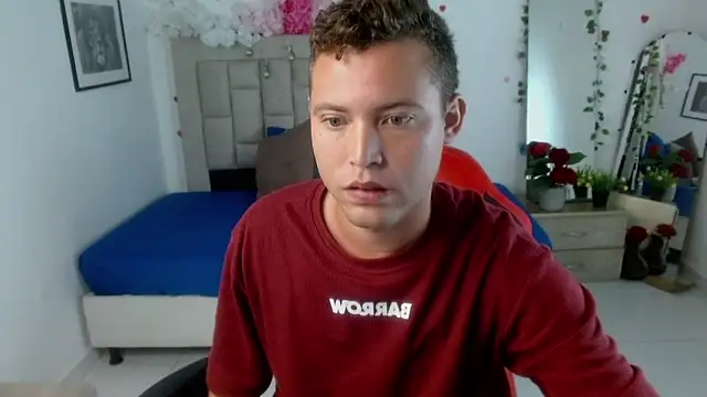 sven_fox723 webcam