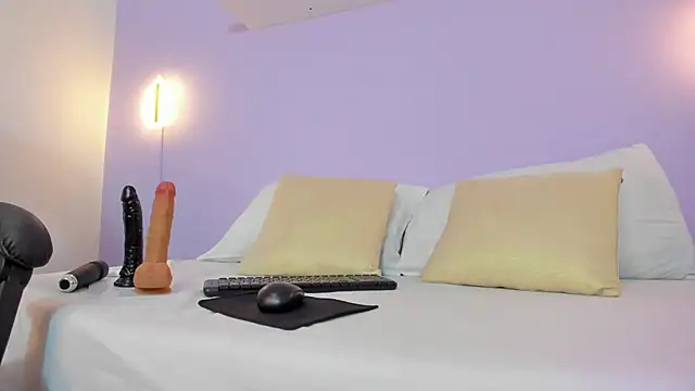 luna_blazze_ webcam