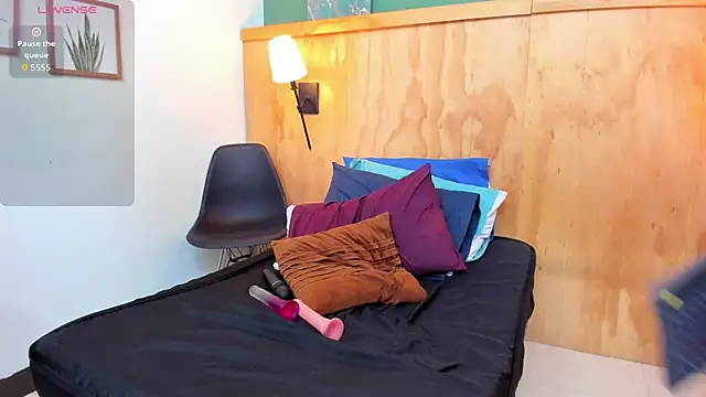 megansumer webcam