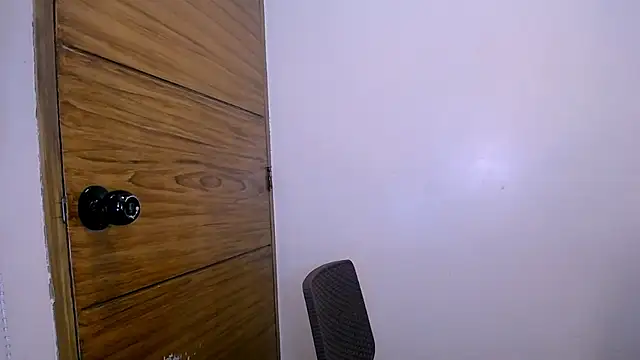 goddess_athena69's live room