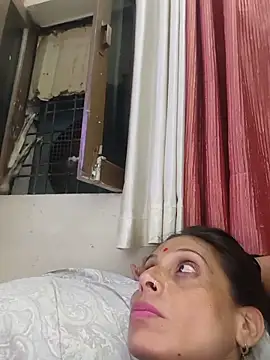 Watch Sexy-Suhani2 live on EroticFlix - High definition streams