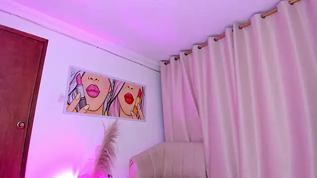Watch StarMilf live on EroticFlix - High definition streams