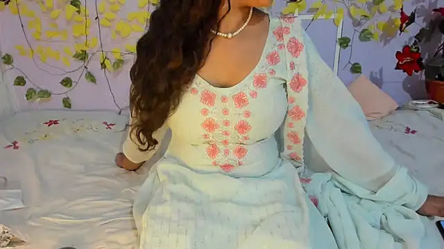 Watch loveyouforever666 live on EroticFlix - High definition streams