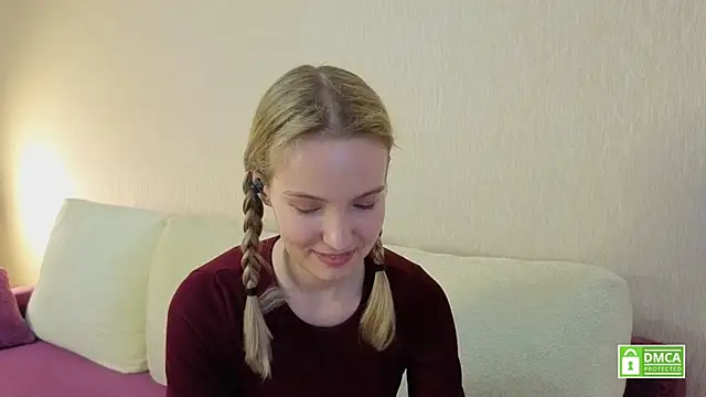Watch HongTomczak live on EroticFlix - High definition streams