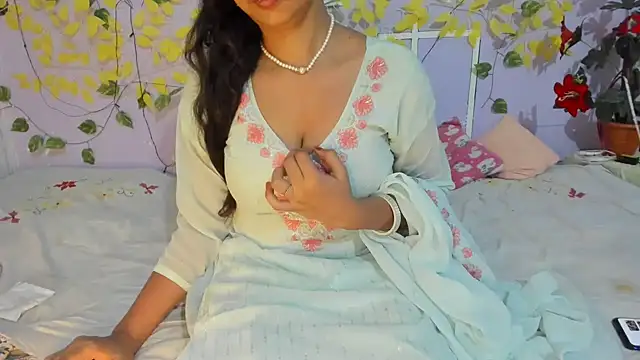 Watch loveyouforever666 live on EroticFlix - High definition streams