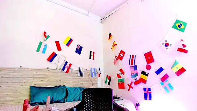 lilahSweet webcam