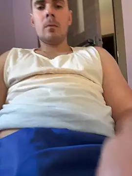 Rowing199456 live cam on StripChat
