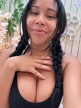 HaileyDiana webcam