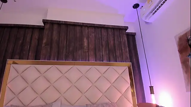 gabriela_r webcam