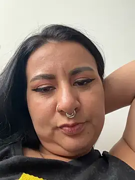 Abril_Luv webcam