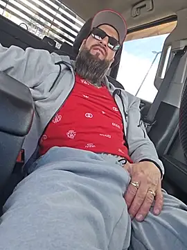 Beardedtattood webcam