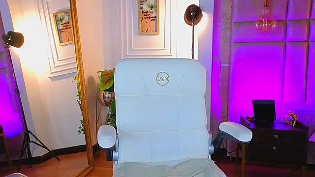 AlessiaLondon webcam