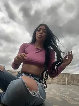 DAKOTA_SAKURA webcam