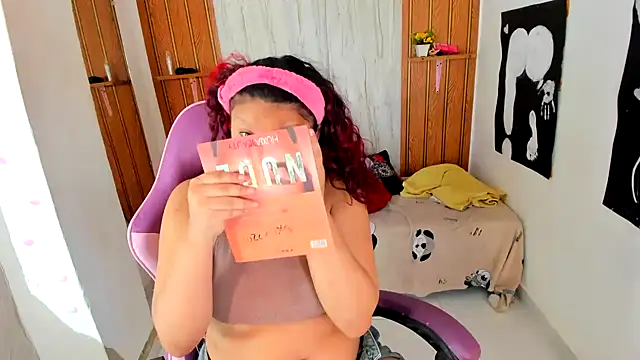 Emily_Coper18 webcam