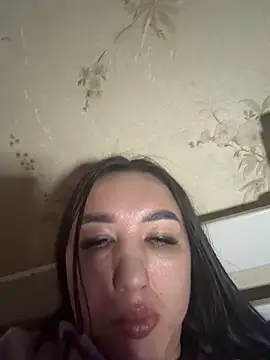 Naughtbaby_2025 webcam