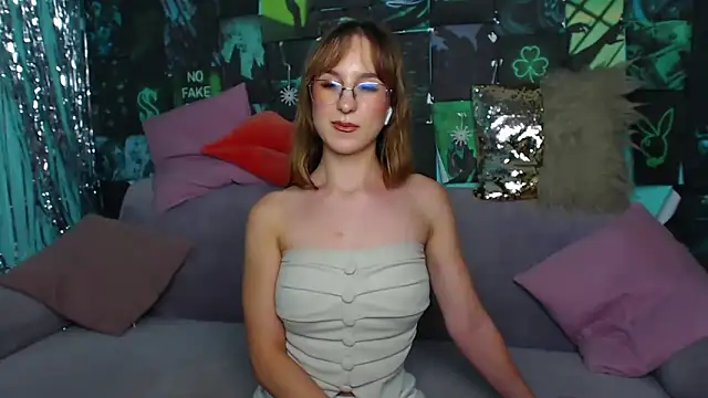 AlishaKellyi webcam