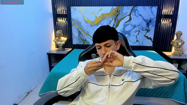 AdrianFranko webcam