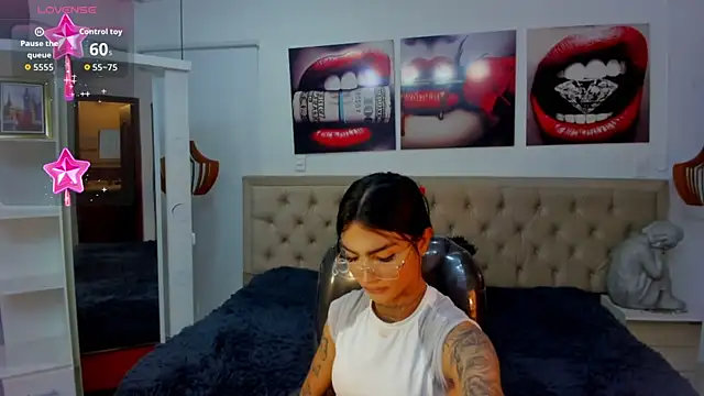 AriadnaSweet_ webcam