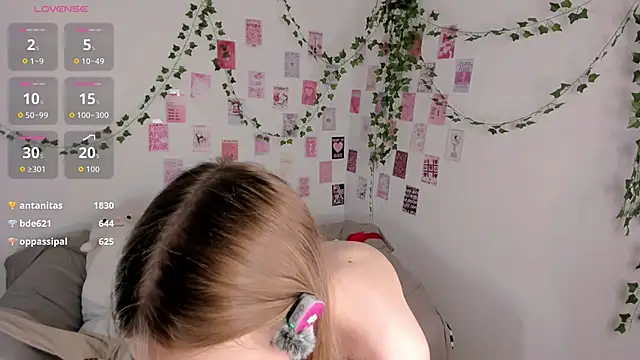 Honey_Lia webcam