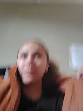 Angeel_white25 webcam