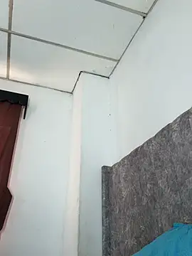 IsaaaaXXX webcam